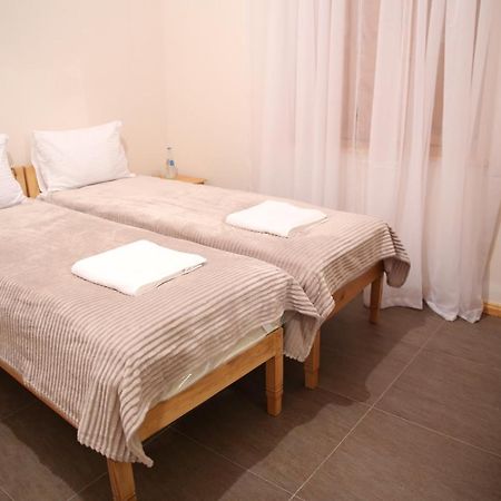Guesthouse Emma 久姆里 外观 照片